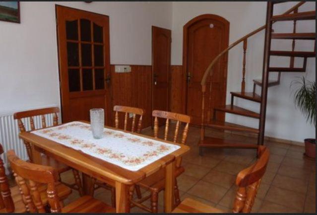 Apartman Foldes Tibor Villa Veľký Meder Стая снимка